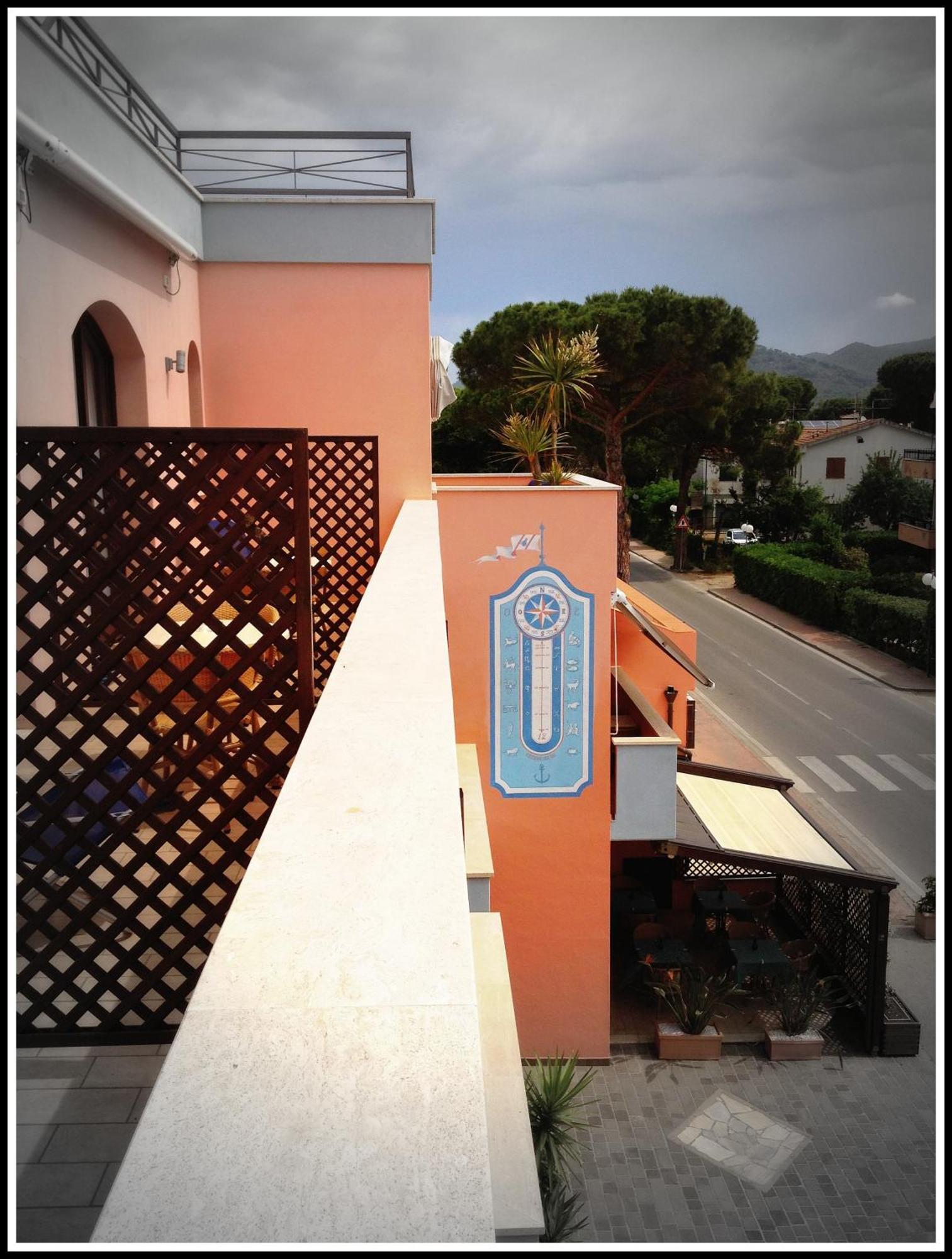 Hotel Mistral Marina di Campo Eksteriør bilde
