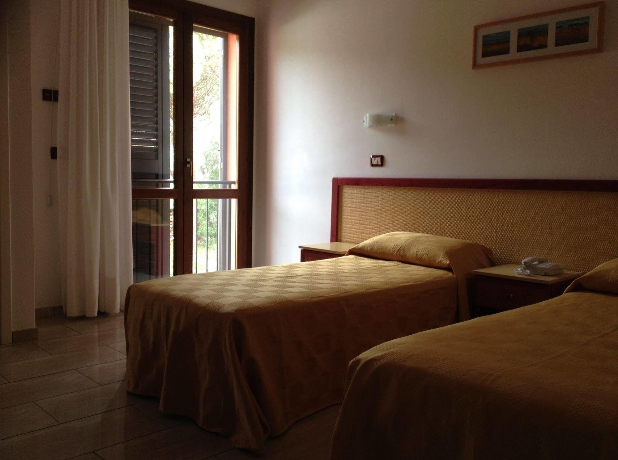 Hotel Mistral Marina di Campo Eksteriør bilde