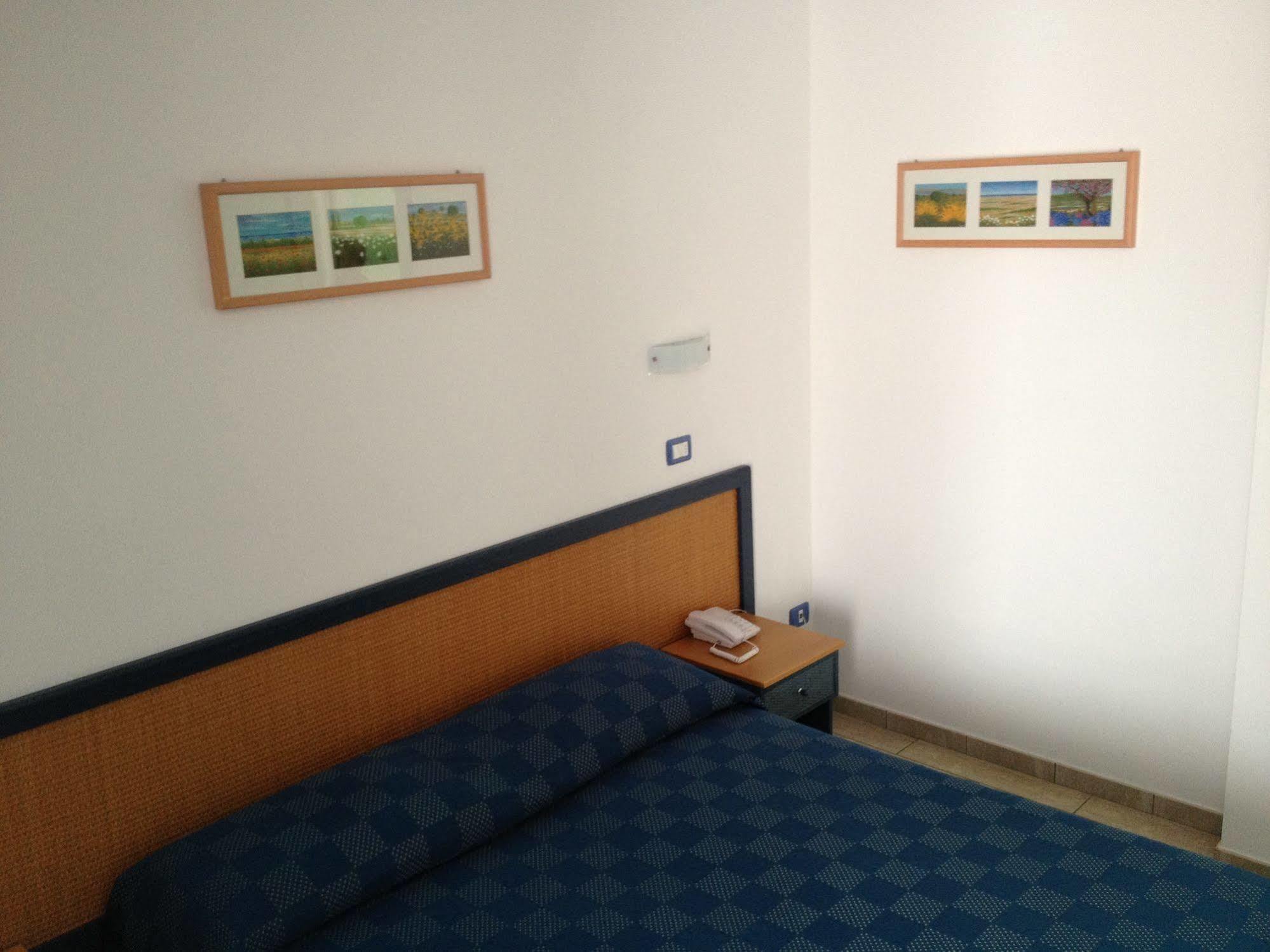 Hotel Mistral Marina di Campo Eksteriør bilde