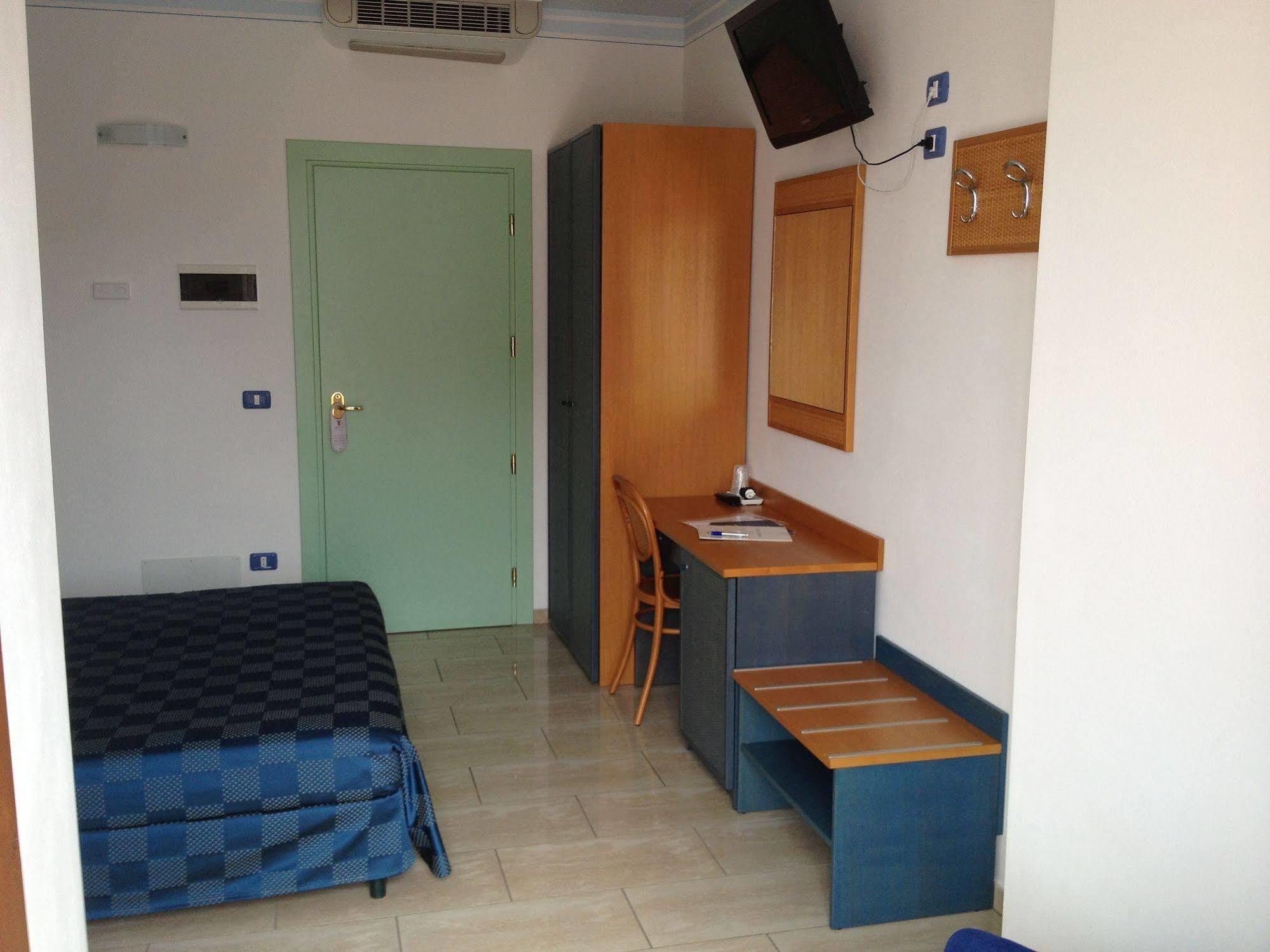 Hotel Mistral Marina di Campo Eksteriør bilde