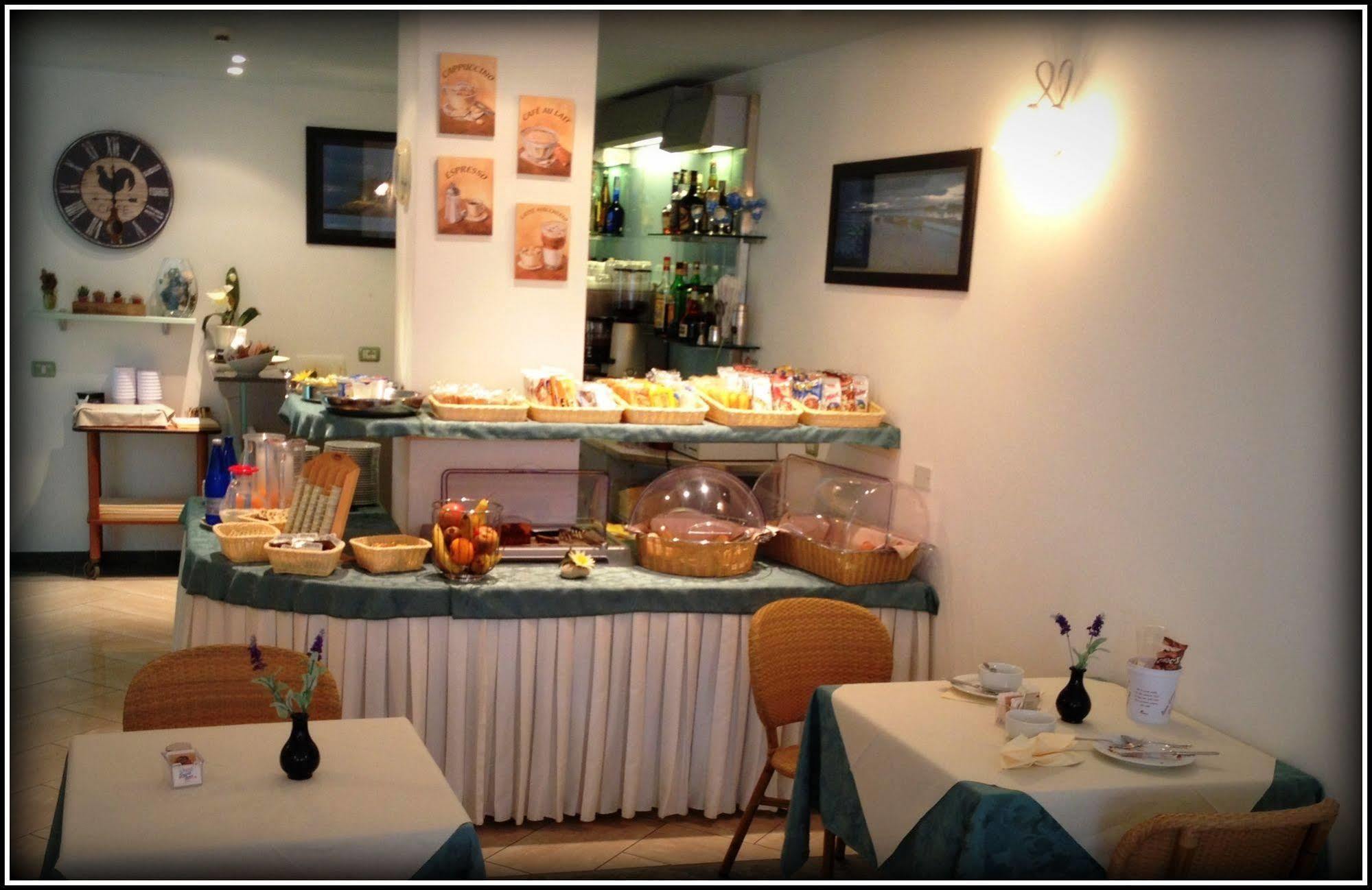 Hotel Mistral Marina di Campo Eksteriør bilde